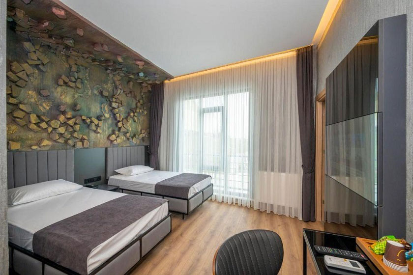 Continental Airport Hotel Istanbul - Deluxe Triple Room