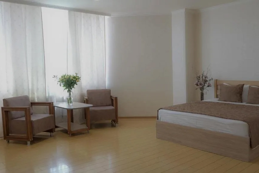 Inga Hotel Yerevan - Family Room with Garden View