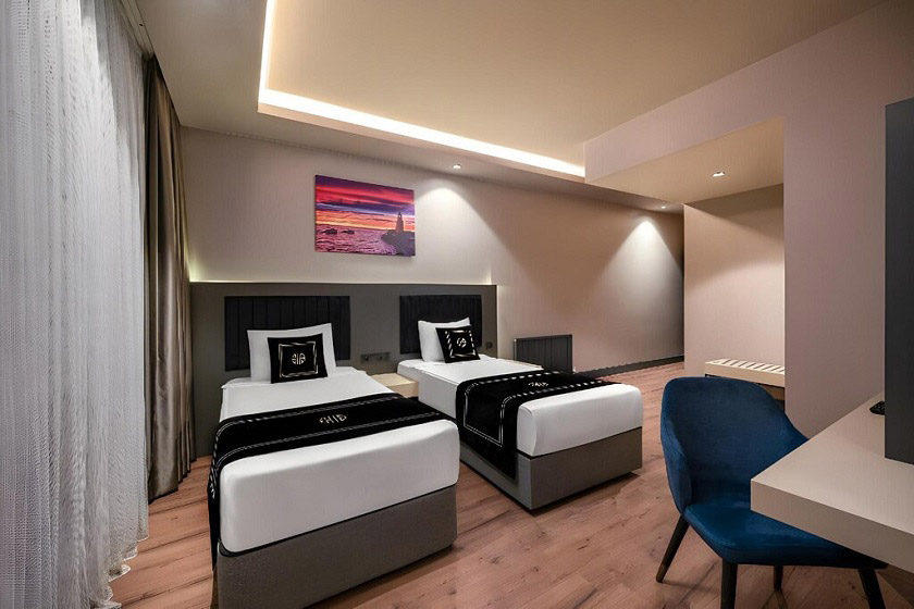 Hidden Hills Istanbul Airport Hotel Istanbul - Deluxe Family Suite