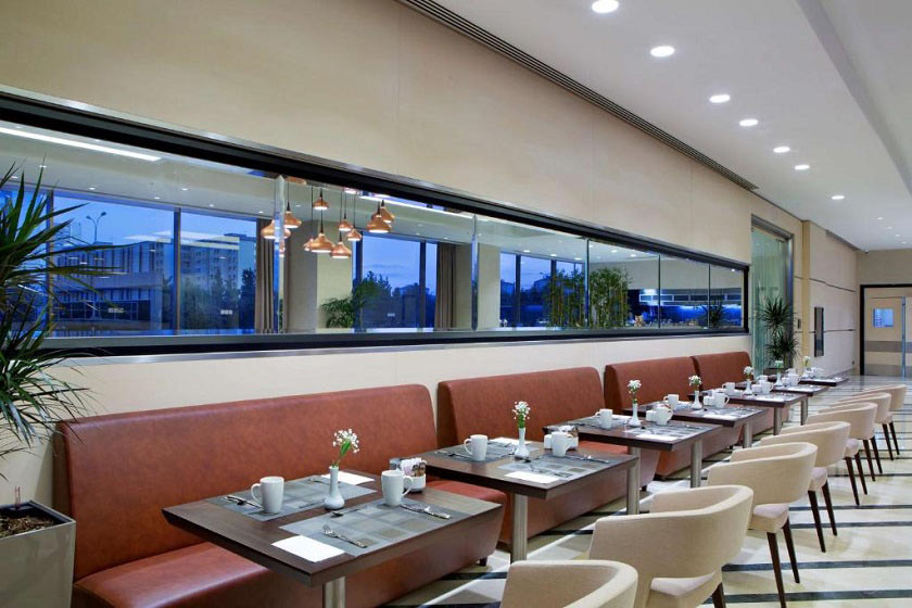 Hilton Garden Inn Istanbul Beylikduzu Istanbul - Restaurant