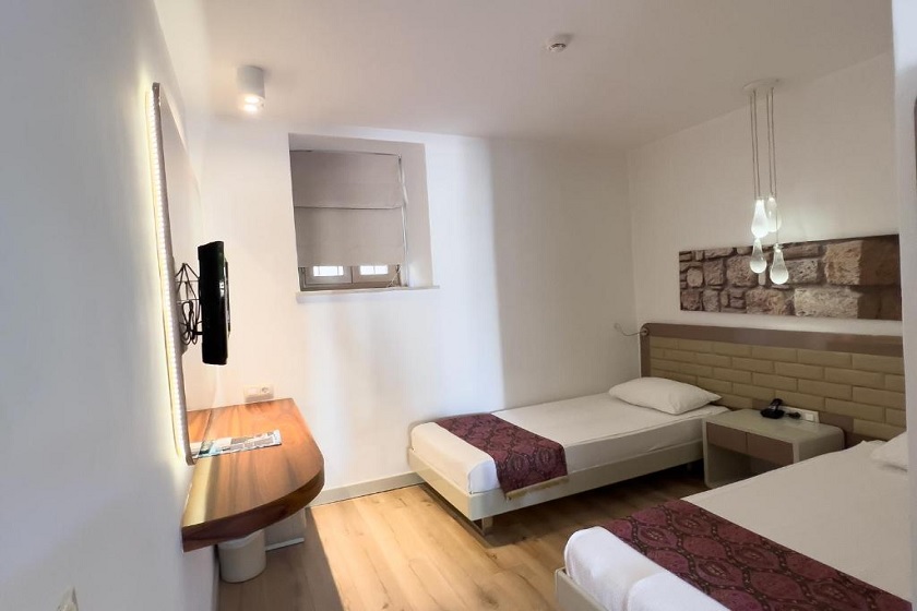 Puding Hotel Antalya - Family Room with Shared Bathroom