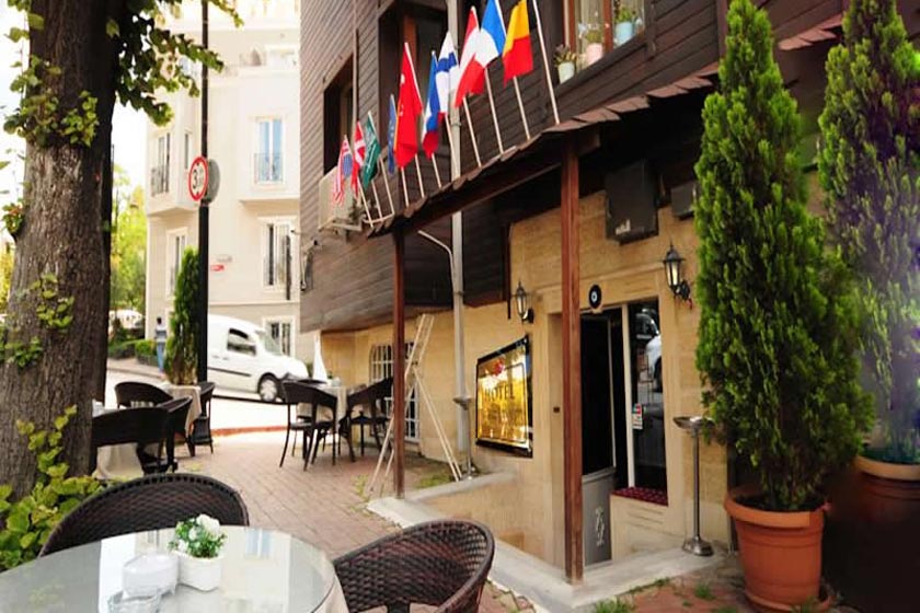 Rose Bouquets Hotel Istanbul - facade