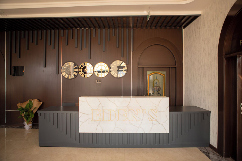 Hotel Eden's Van - reception