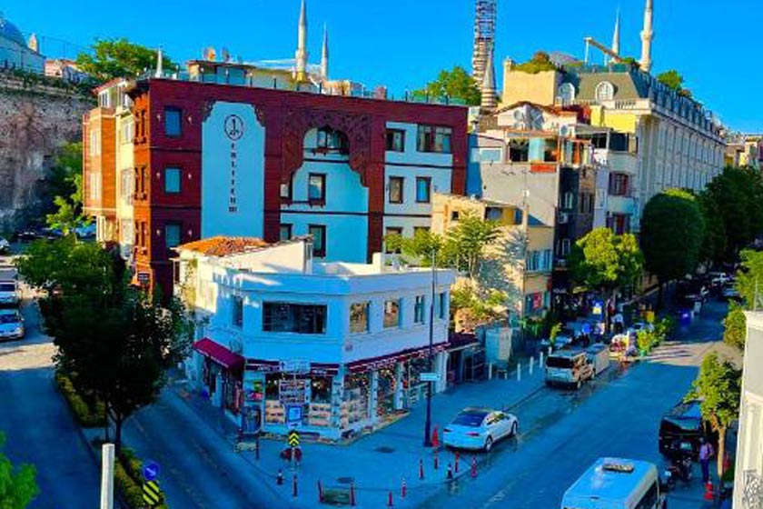 Rose Bouquets Hotel Istanbul - facade