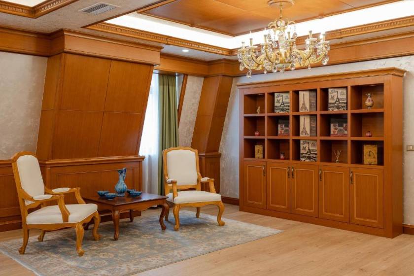 Hotel London 1889 & Casino - Presidential Suite