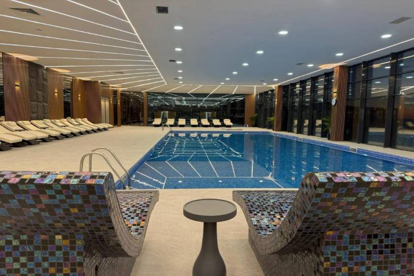 Euphoria Batumi Convention & Casino Hotel - pool