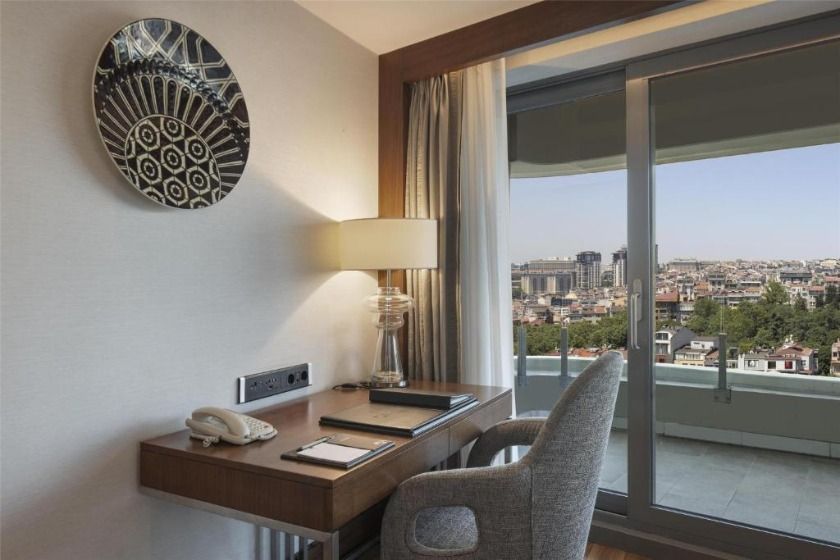 Conrad Istanbul Bosphorus Istanbul - Park Suite with Balcony - Lounge Access