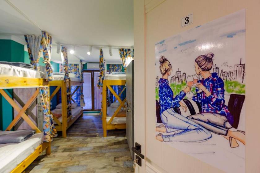 Batumi Surf Hostel - Bed in 6-Bed Female Dormitory Room