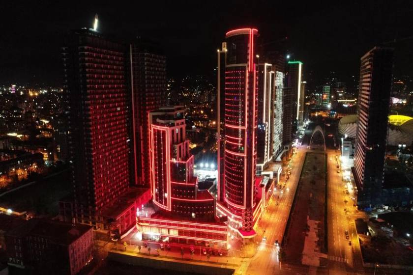 Season Suite Apart-Hotel - facade