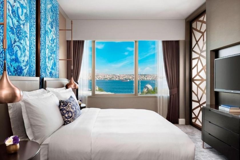 The Ritz-Carlton, Istanbul at the Bosphorus Istanbul - Bosphorus Suite with Club Lounge Access
