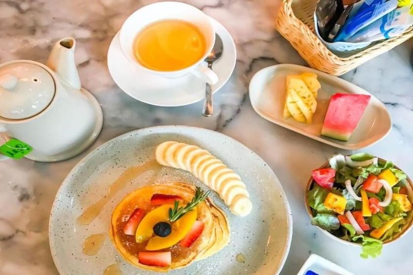 Saturdays Residence by Brown Starling phuket - breakfast