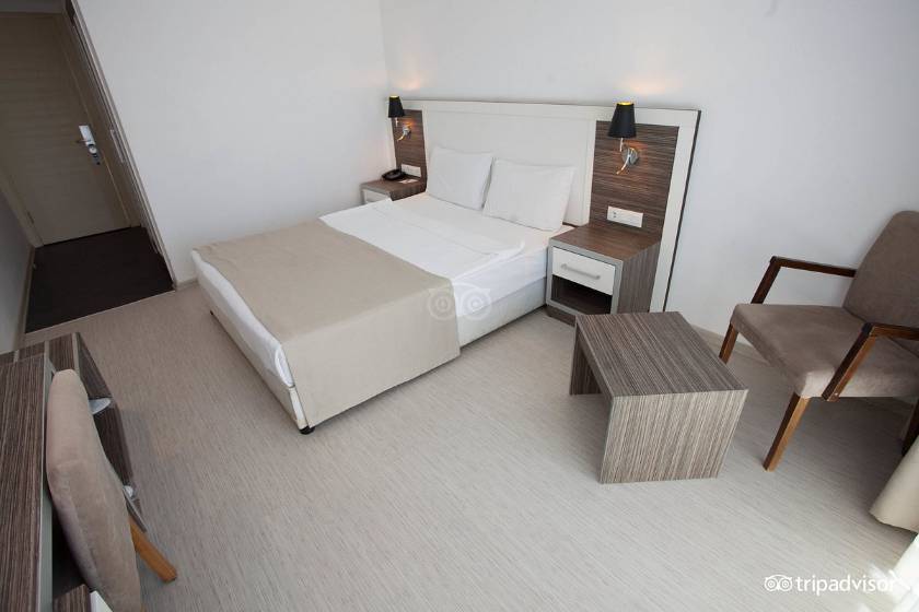 Club Shark Hotel - Economy Single Room