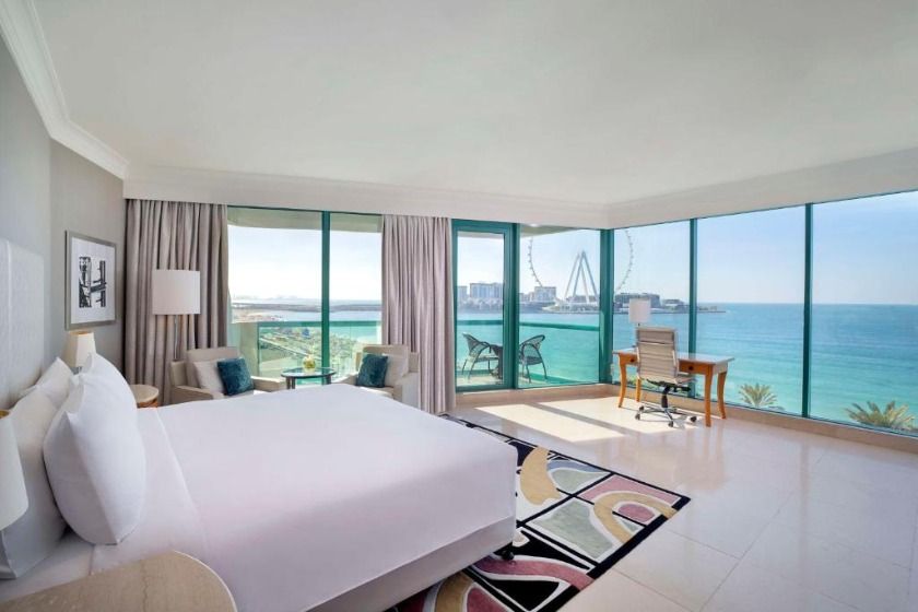Hilton Dubai Jumeirah Dubai - Corner King Suite with Sea View and Balcony