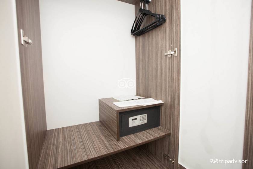 Club Shark Hotel - Economy Double or Twin Room