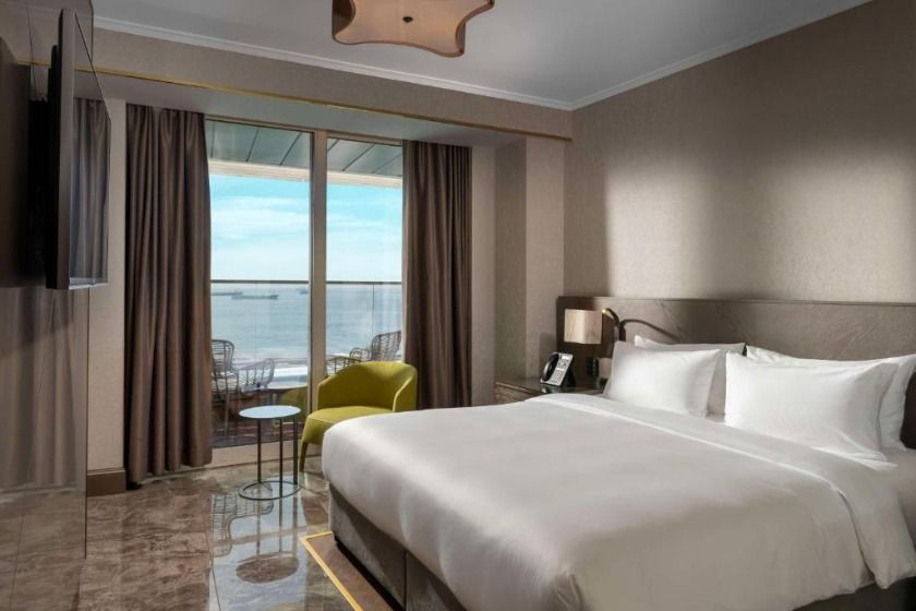 Radisson Blu Hotel Istanbul Ottomare Istanbul -Premium Room with Balcony and Sea View