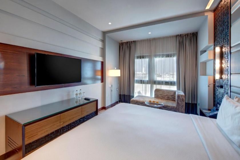 Metropolitan Hotel Dubai - Junior Suite