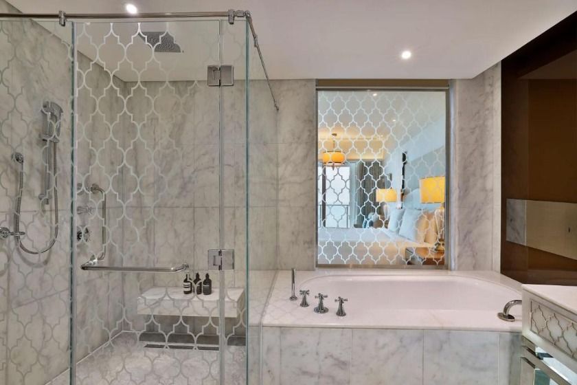 Waldorf Astoria Dubai Palm Jumeirah Dubai - Deluxe Skyline King Room