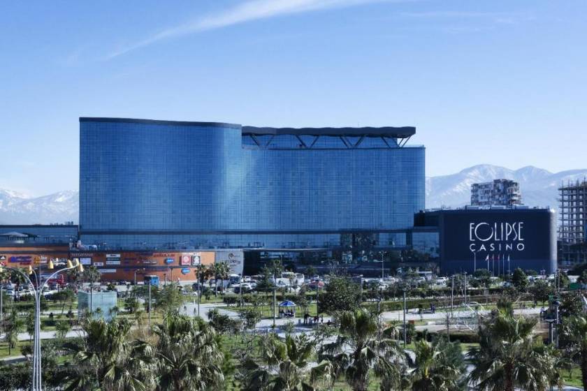 Euphoria Batumi Convention & Casino Hotel - facade