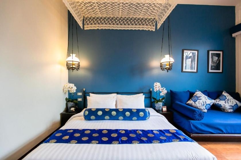 The Memory at On On Hotel phuket - room