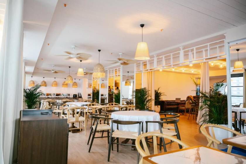 The Grandeur Hotel -  restaurant