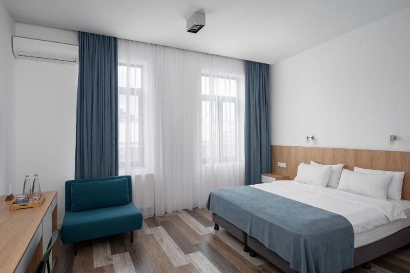 Mariinsky Boutique Hotel - Deluxe Double Room with Balcony