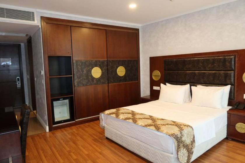 Era Palace Batumi - Superior King Room