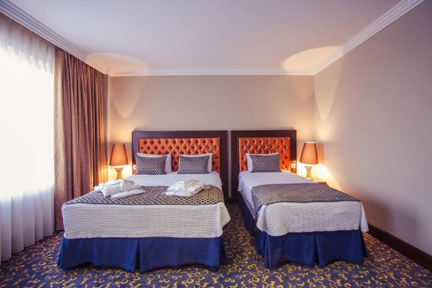 Hotel Intourist Palace Batumi - Superior Triple Room
