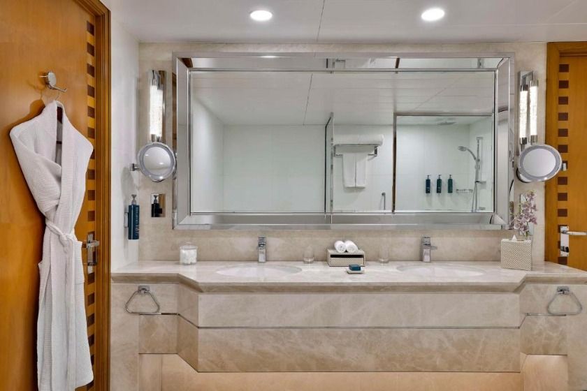 Hilton Dubai Jumeirah Dubai - Executive Queen Room with Two Queen Beds