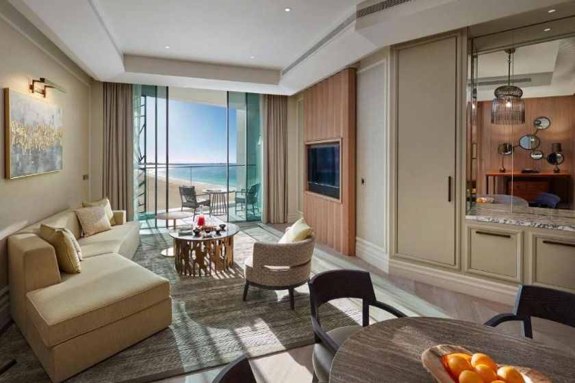 Mandarin Oriental Jumeira, Dubai - Sea View Suite with Club Lounge Access