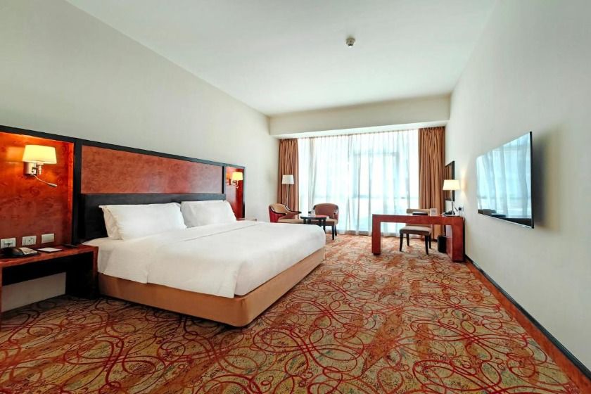 Millennium Airport Hotel Dubai - Superior King Room