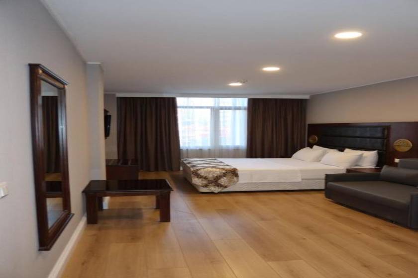 Era Palace Batumi - Superior King Room