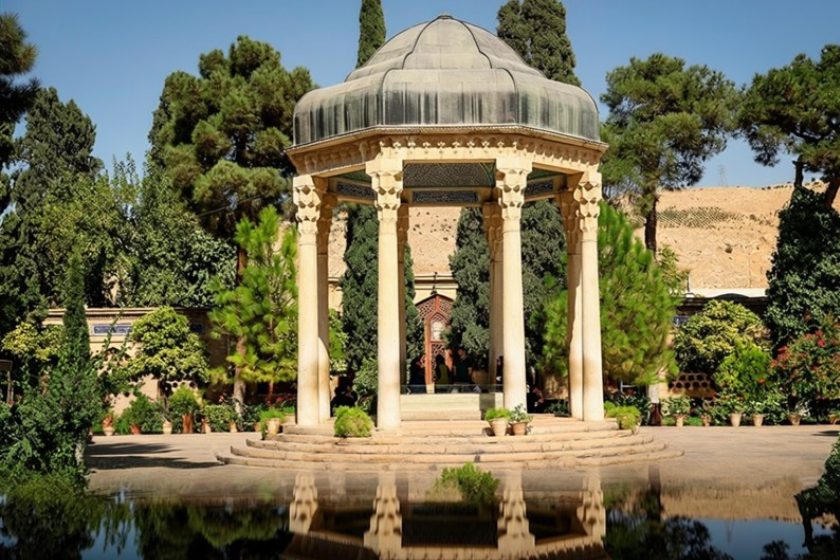 مرمت آرامگاه حافظ با اعتبار ۲۳ میلیارد ریال