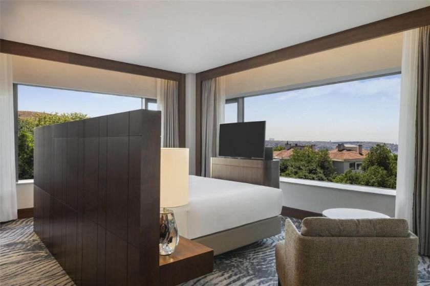 Conrad Istanbul Bosphorus Istanbul - Family Suite with City View