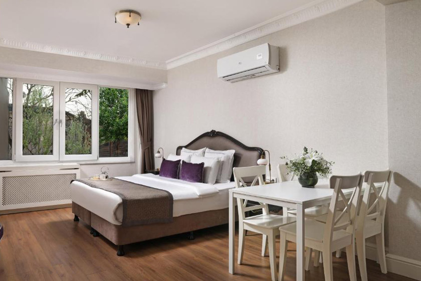 Meroddi La Porta Hotel Istanbul - Family Studio - Annex