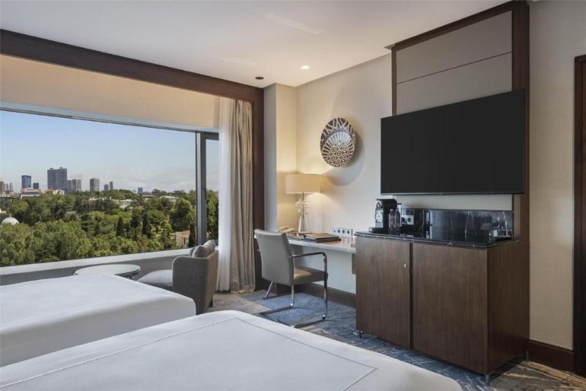 Conrad Istanbul Bosphorus Istanbul - Deluxe Twin Room with Park View