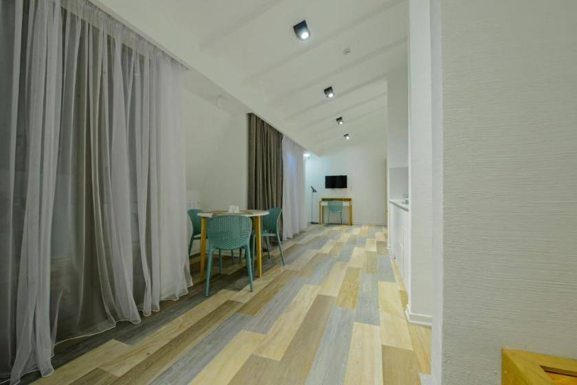 Mariinsky Boutique Hotel - Apartment with Terrace