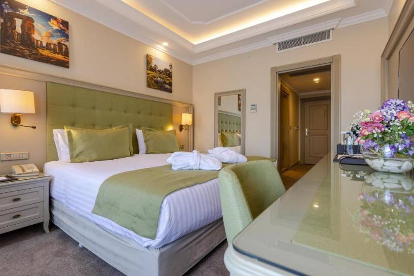 Hotel London 1889 & Casino - Standard Double or Twin Room