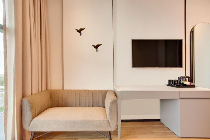 Lemon Tree Hotel, Jumeirah Dubai - Superior Room Burj View