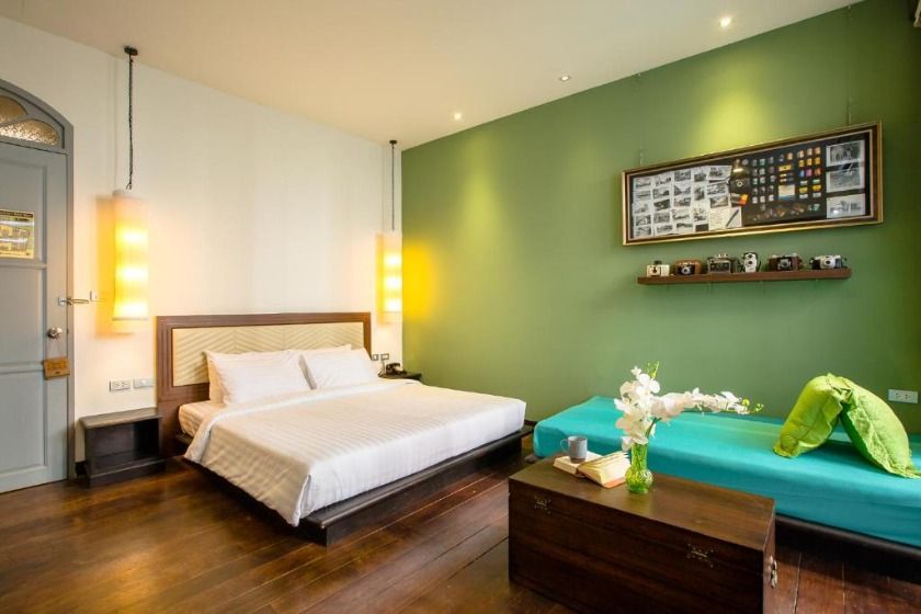 The Memory at On On Hotel phuket - room