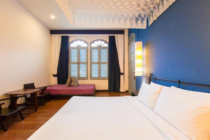 The Memory at On On Hotel phuket - room