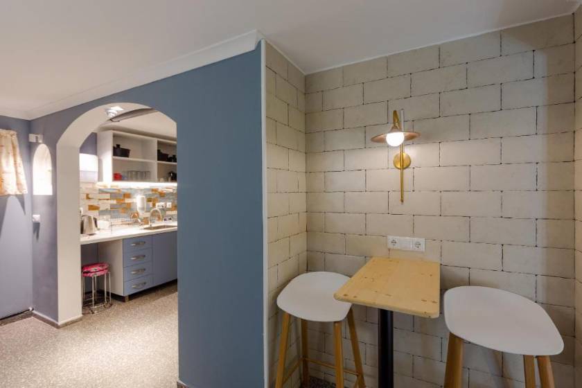 Batumi Surf Hostel - Single Bed in Mixed Dormitory Room