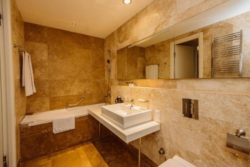 Golden Palace Batumi Hotel & Casino - Executive Suite, 1 King Bed