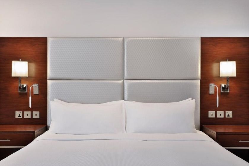 Hilton Dubai The Walk - King Guest Room