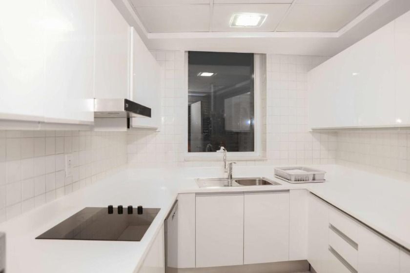 DoubleTree by Hilton Dubai Jumeirah Beach Dubai - One Bedroom Suite with Kitchen - City View