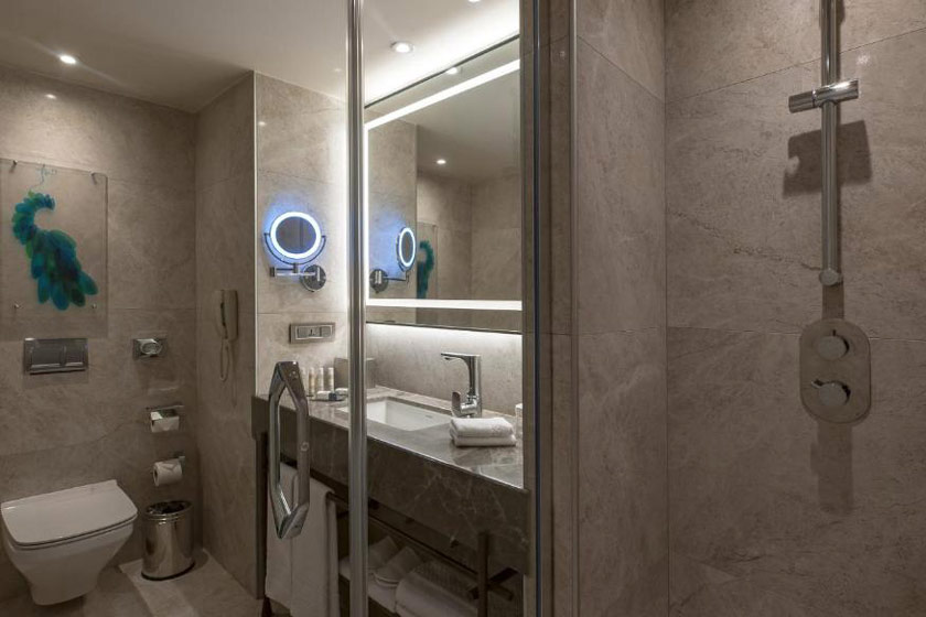DoubleTree by Hilton Hotel Istanbul Sirkeci Istanbul - Deluxe King Room