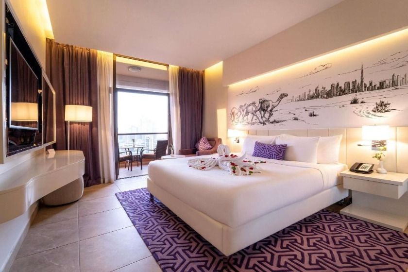 Mercure Hotel Apartments Dubai Barsha Heights Dubai - One-Bedroom Suite City View