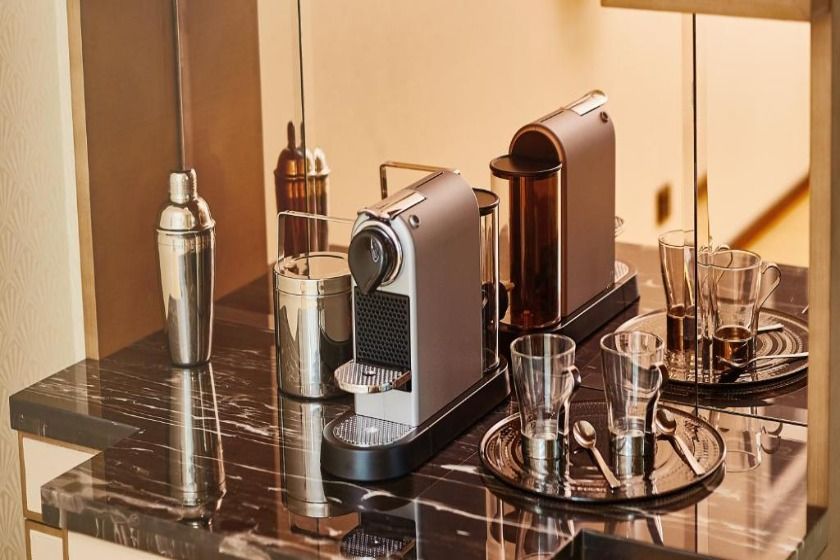 Paramount Hotel Dubai - Silver Screen Suite