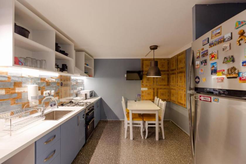 Batumi Surf Hostel - Bed in 10-Bed Mixed Dormitory Room