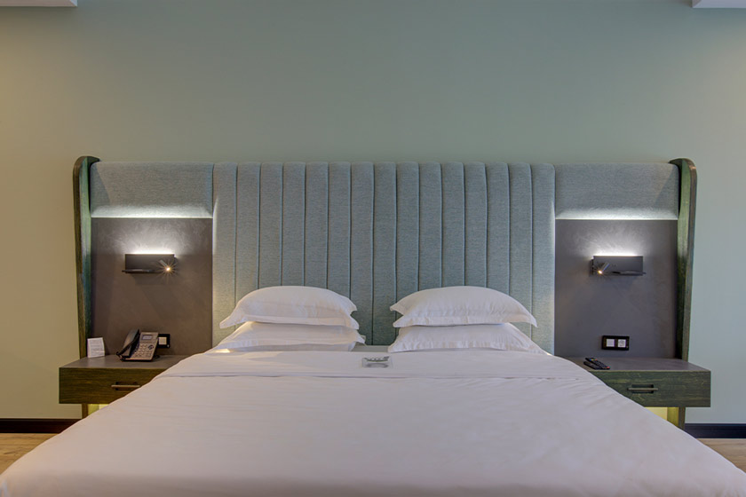 هتل آراز نوشهر - اتاق دبل دیلاکس جنگل