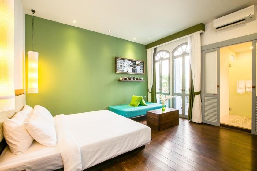 The Memory at On On Hotel phuket - room